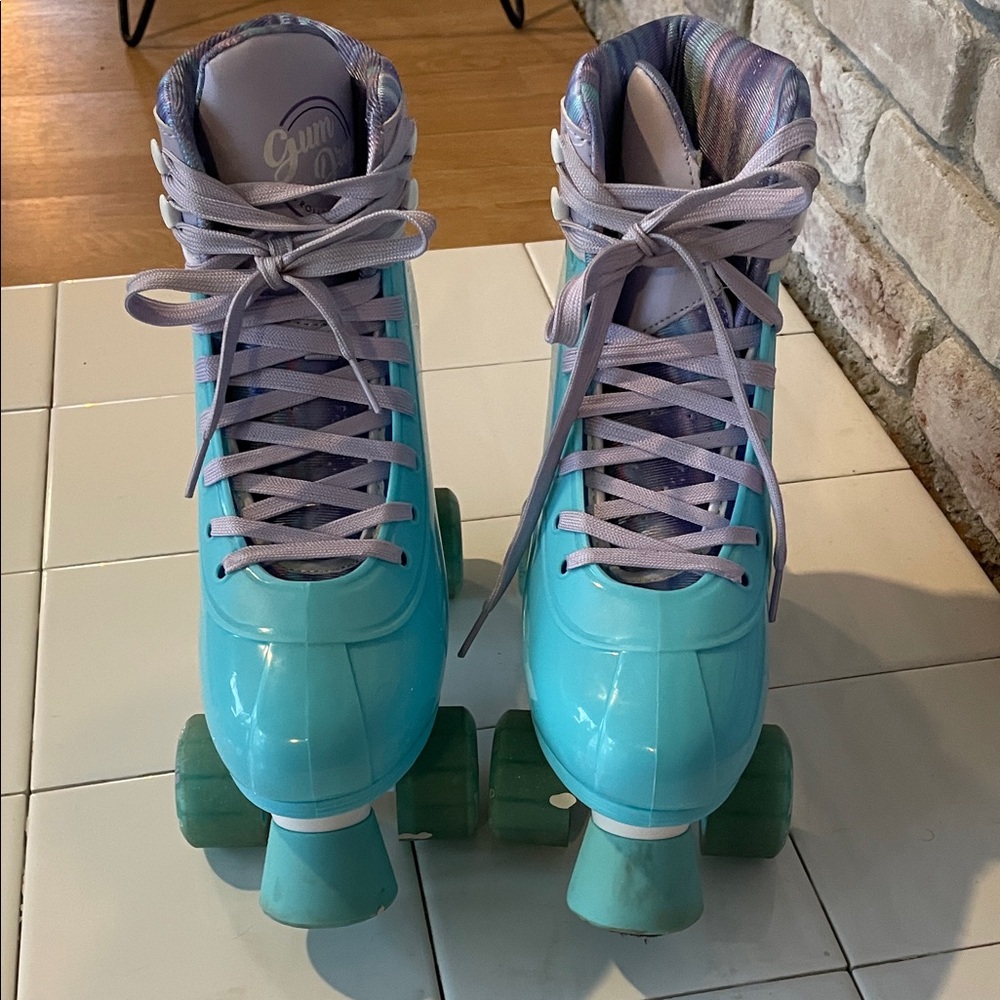 Girls Adorable Roller Skates (Adjustable Size 3-6)